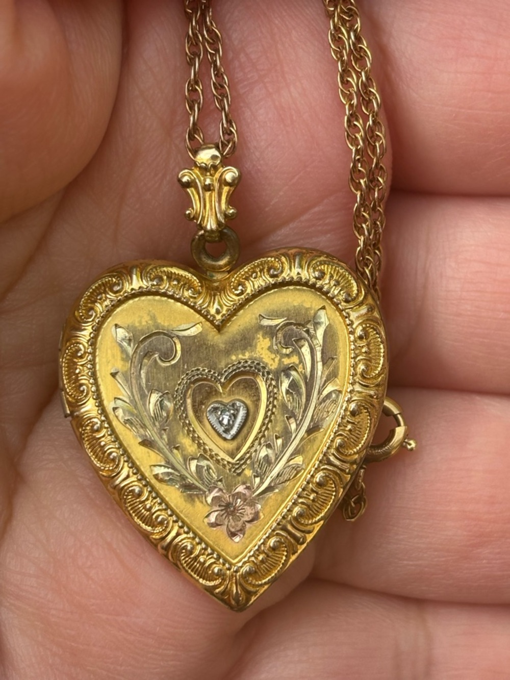 Vintage 12k Gold Filled Heart Locket Necklace Ornate Engraved Floral Sweetheart